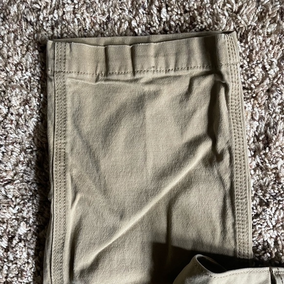 Carhartt straight fit, khaki color jeans - Picture 12 of 13